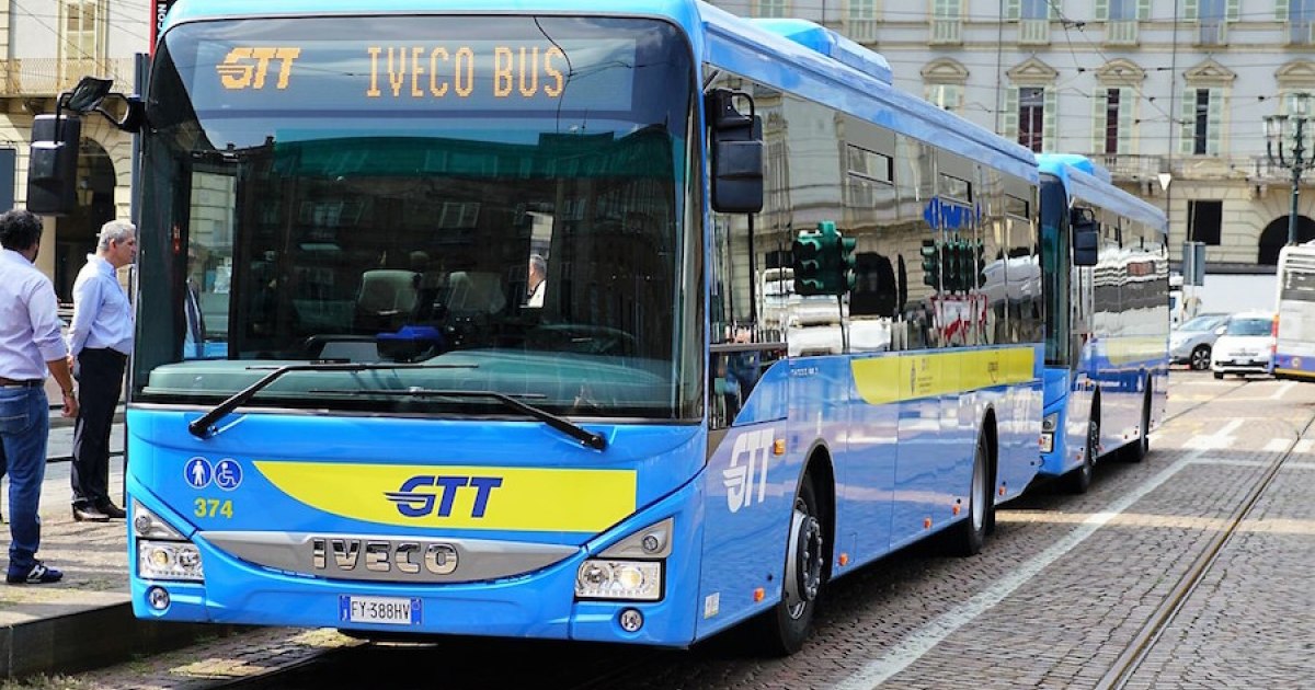 Gtt Torino Punta Sugli Iveco Crossway Per I Suoi Servizi Extraurbani