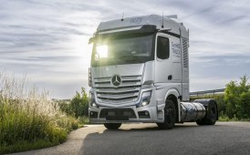 Daimler testa truck a celle a combustibile a idrogeno