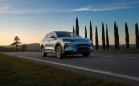 A marzo BYD continua a crescere