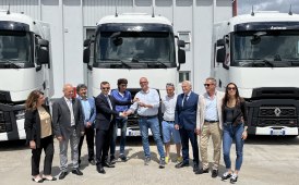 Tre Renault Trucks T High 480 TC consegnati a SL Trasporti e Servizi 