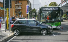 Milano, incidente lungo la circonvallazione filoviaria della 90/91