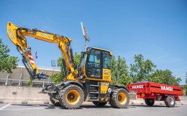 L'escavatore JCB Hydradig al servizio dell'impresa Vangi