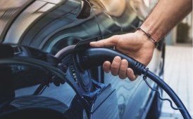 DKV Mobility integra punti di ricarica veloci Applegreen Electric nel Regno Unito e in Irlanda