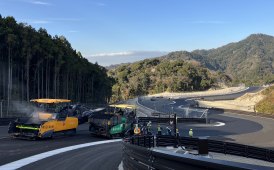 Vögele, spectacular race track construction in the mountains of Japan