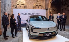 300 nuove EX30 full electric Volvo Car al Gruppo Tper