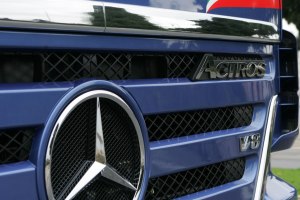 Mercedes-Benz Actros, azzurri
