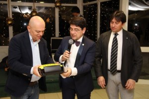 Bus con defibrillatori Cosepuri #1