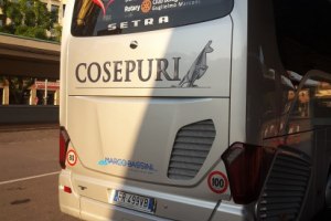 Bus con defibrillatori Cosepuri #1