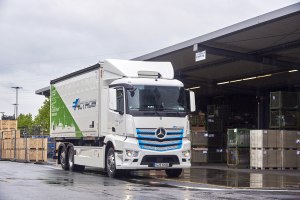 Consegna MB eActros Pfenning Logistics #1
